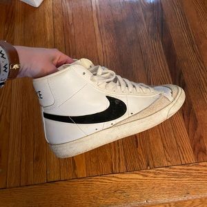 Nike blazers women’s size 8